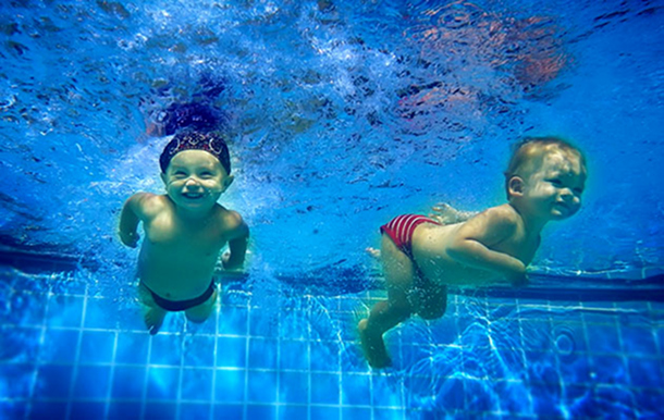 Занятия в бассейне для детей